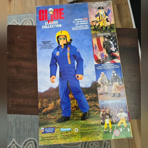 GI Joe Classic Collection U.S.M.C Force Recon Limited Edition Action Figure. - Picture 4 of 8